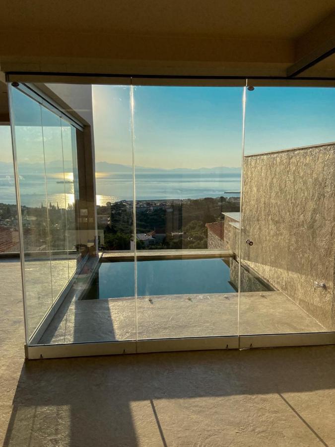 Mani Luxury Suites And Studios In Gytheio With Private Pools Eksteriør billede