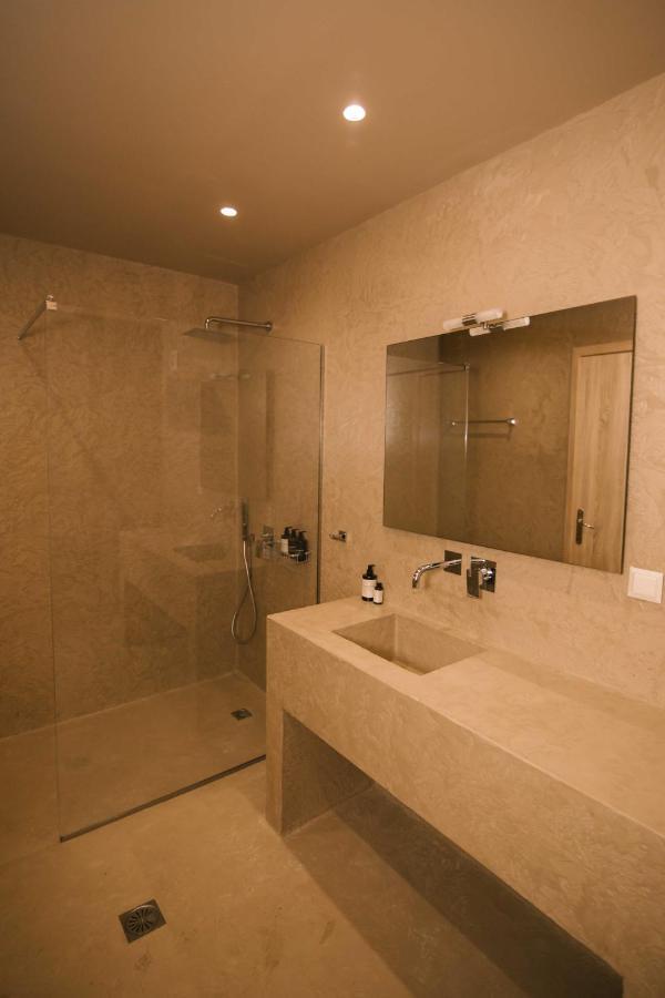 Mani Luxury Suites And Studios In Gytheio With Private Pools Eksteriør billede