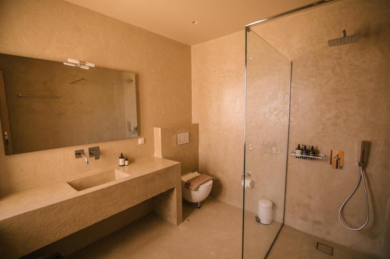 Mani Luxury Suites And Studios In Gytheio With Private Pools Eksteriør billede