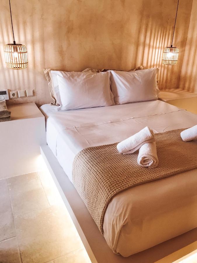 Mani Luxury Suites And Studios In Gytheio With Private Pools Eksteriør billede